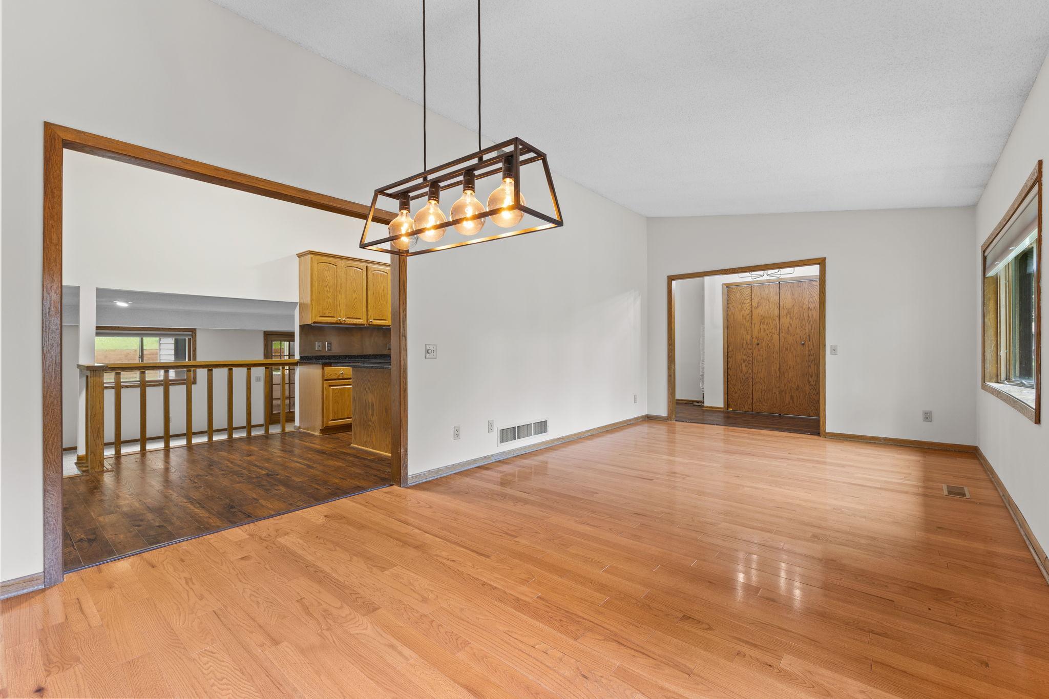 1306 Berry Ridge Road Eagan, MN 55123 - Photo 18 of 61