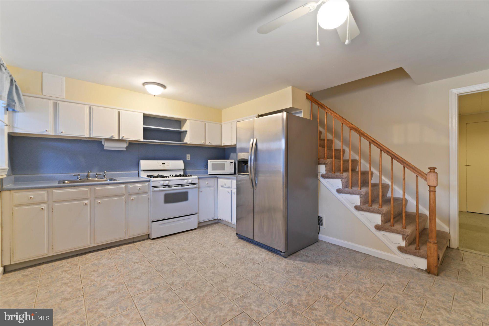 8051 Gray Haven Road Baltimore, MD 21222 - Photo 10 of 24