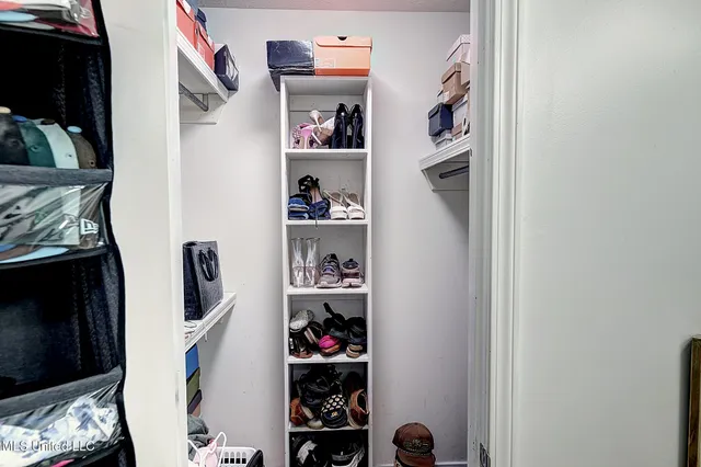 $225,000 | 304 Massey Cove, Carthage, MS 39051