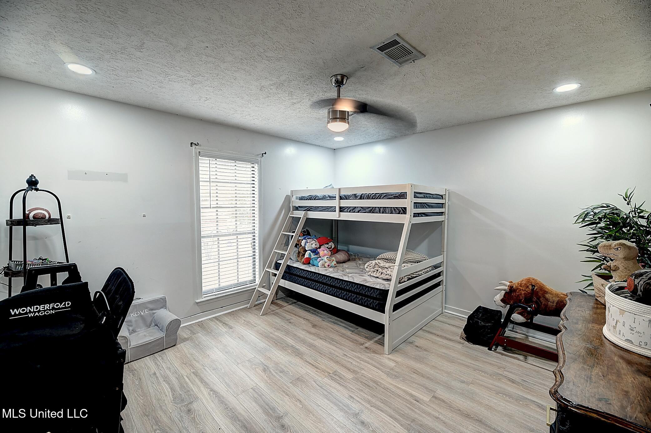 304 Massey Cove Carthage, MS 39051 - Photo 19 of 34 304MasseyCove-079_80_81Natural01