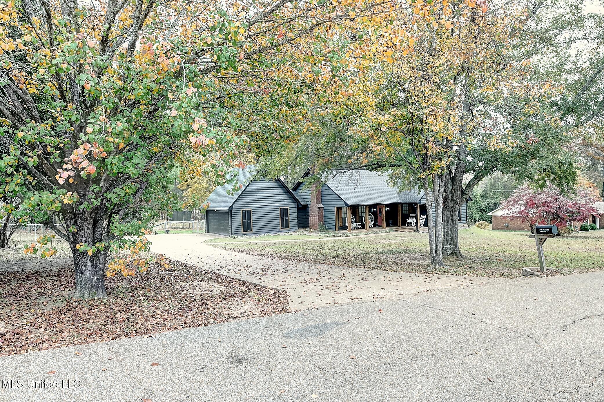 304 Massey Cove Carthage, MS 39051 - Photo 2 of 34 304MasseyCove-001_2_3Natural01