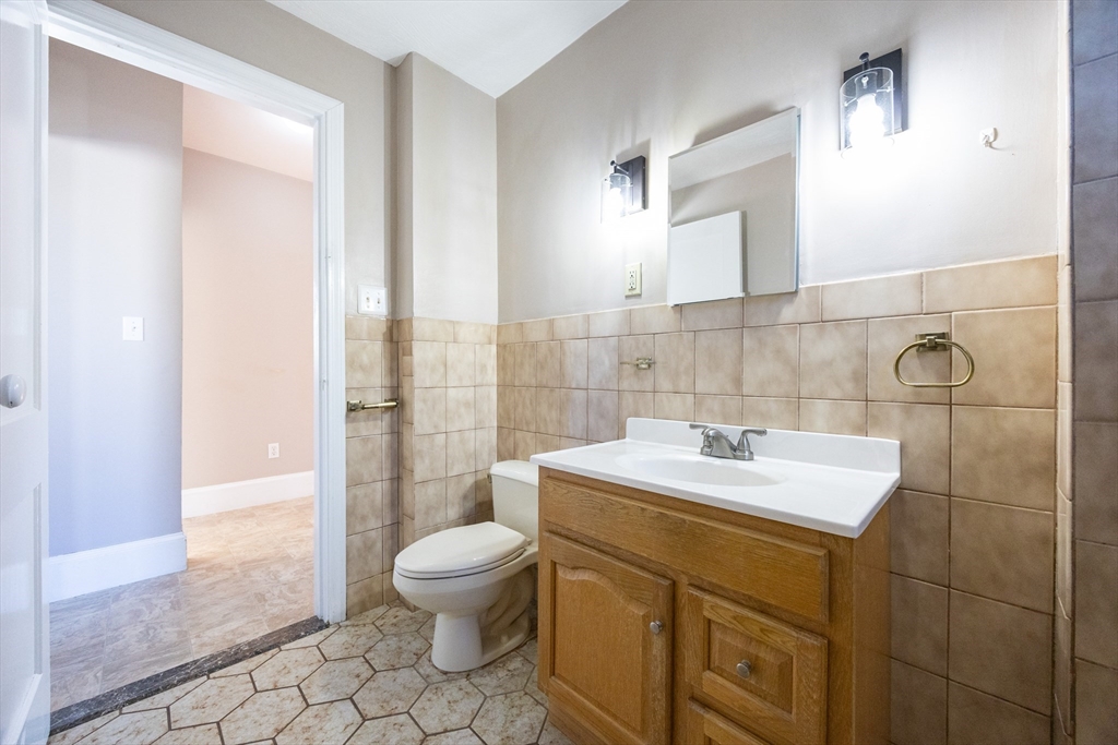9 St James Road Medford, MA 02155 - Photo 17 of 40 Gallery Image 17