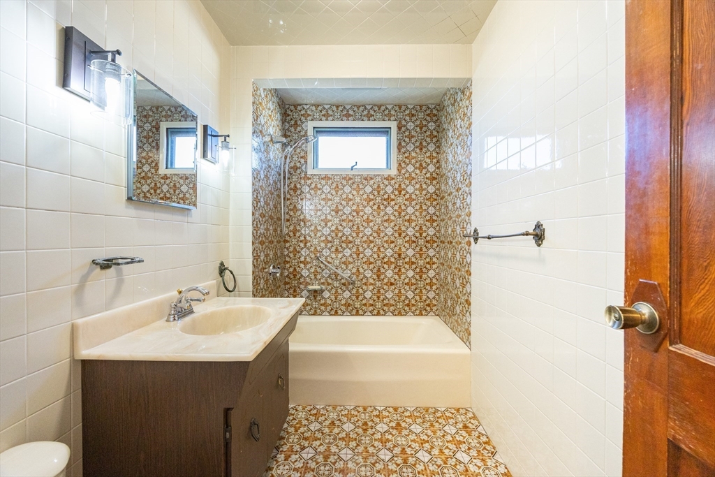 9 St James Road Medford, MA 02155 - Photo 31 of 40 Gallery Image 31