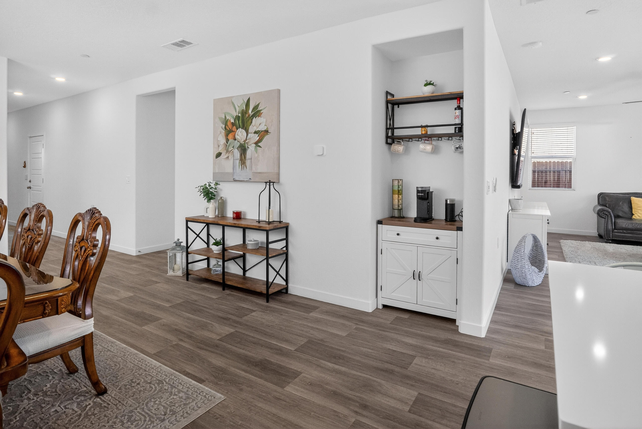 4242 Hampton Way Clovis, CA 93619 - Photo 7 of 39 DSC08167-HDR