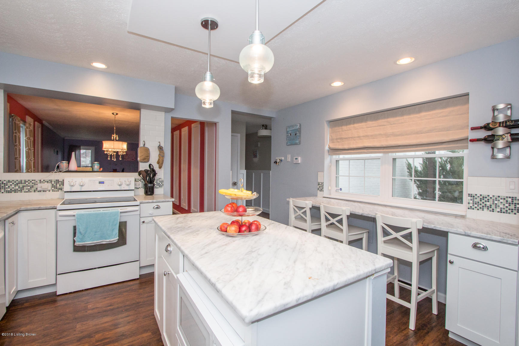 7605 Tempsclair Road Louisville, KY 40220 - Photo 9 of 50 JThomas Photography-7605 Tempsclair-10
