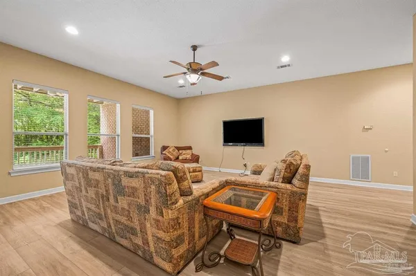 $575,000 | 4610 Peacock Drive, Pensacola, FL 32504