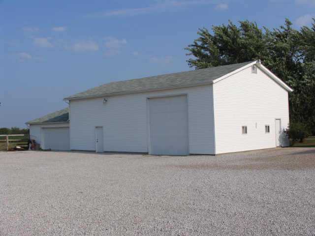 7133 Gale Road Southwest Hebron, OH 43025 - Photo 4 of 5