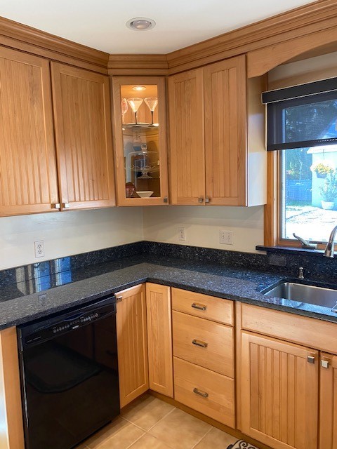 116 George Waterman Road Johnston, RI 02919 - Photo 7 of 35