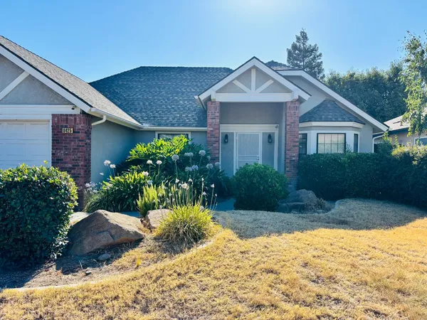 $475,000 | 8425 North 8th Street, Fresno, CA 93720