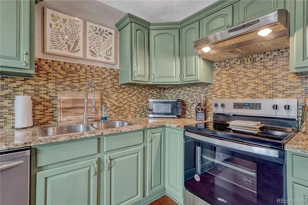 $325,000 | 1662 South Idalia Circle, Unit J, Aurora, CO 80017