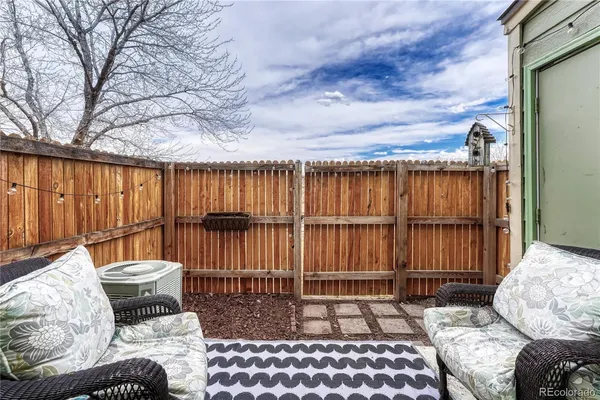 $325,000 | 1662 South Idalia Circle, Unit J, Aurora, CO 80017