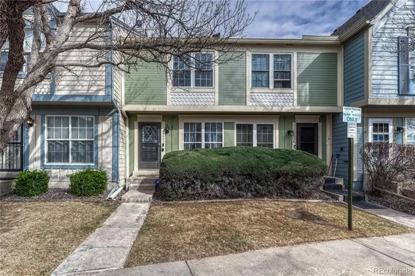 $325,000 | 1662 South Idalia Circle, Unit J, Aurora, CO 80017
