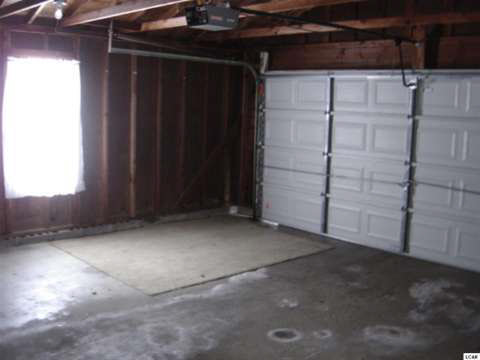20395898-6.JPG