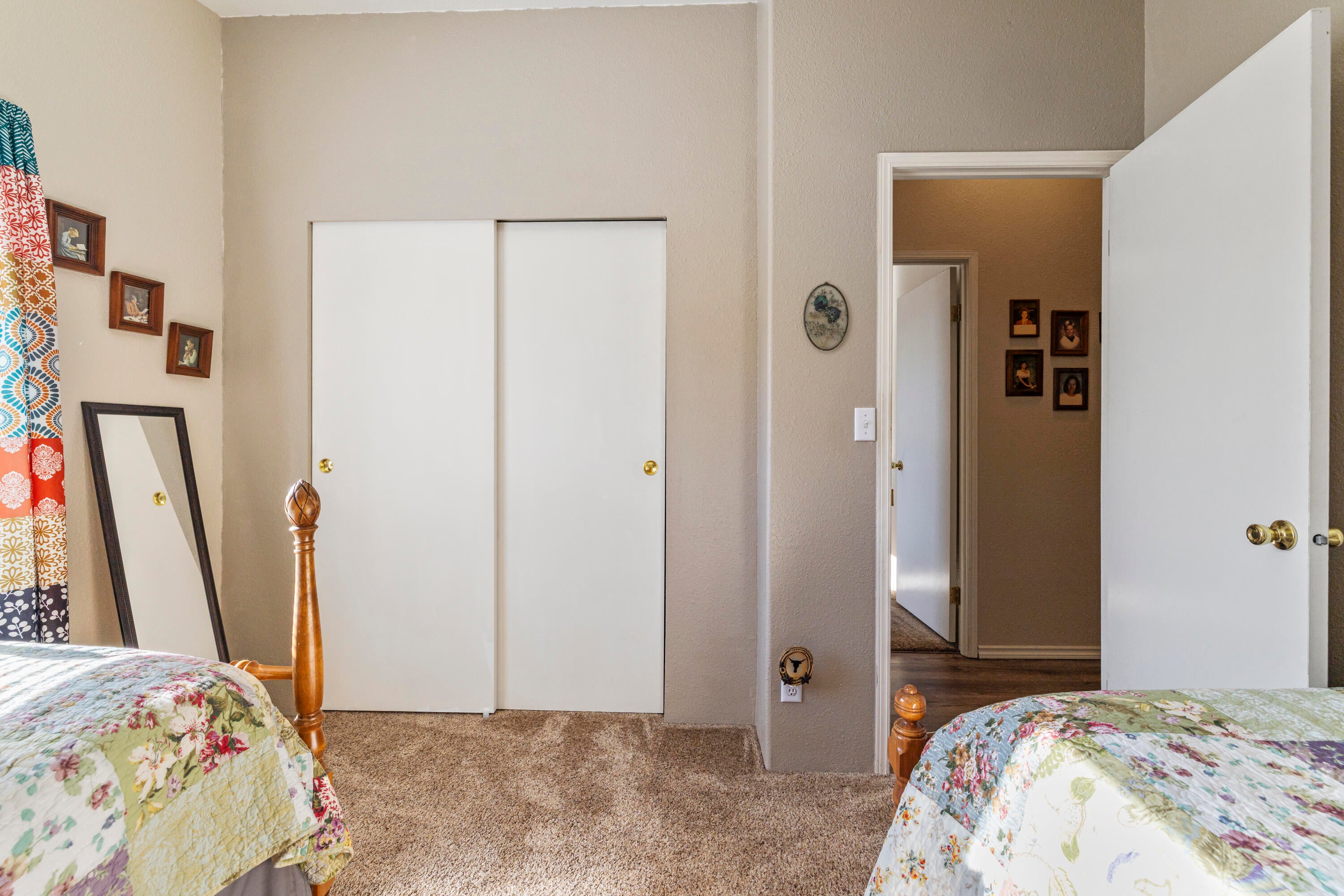 5415 Haskins Road Bonanza, OR 97623 - Photo 53 of 96 Bedroom 2