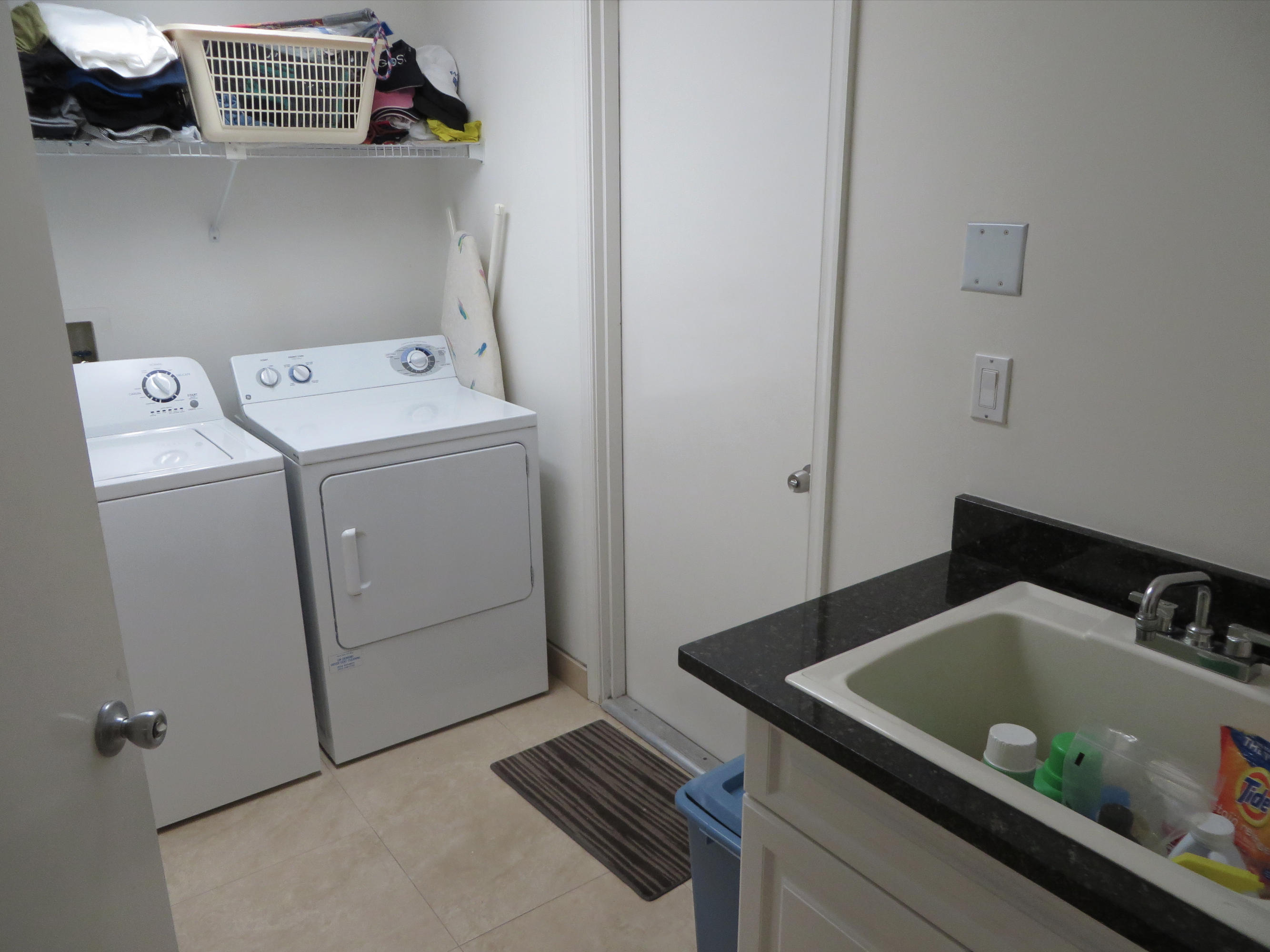10787 Santa Rosa Drive Boca Raton, FL 33498 - Photo 31 of 48 Laundry Room