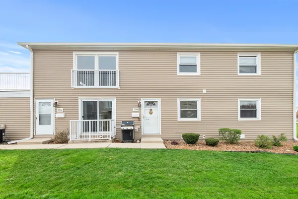 $219,000 | 7934 164th Place, Unit 7934, Tinley Park, IL 60477