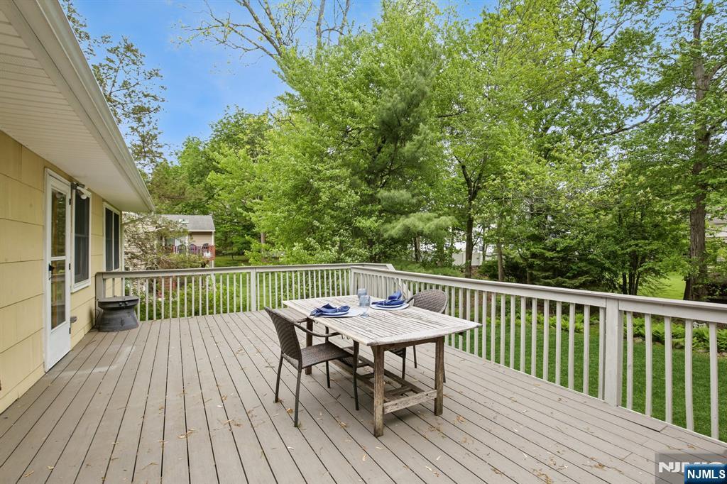 32 Addison Place Ramsey, NJ 07446 - Photo 26 of 31
