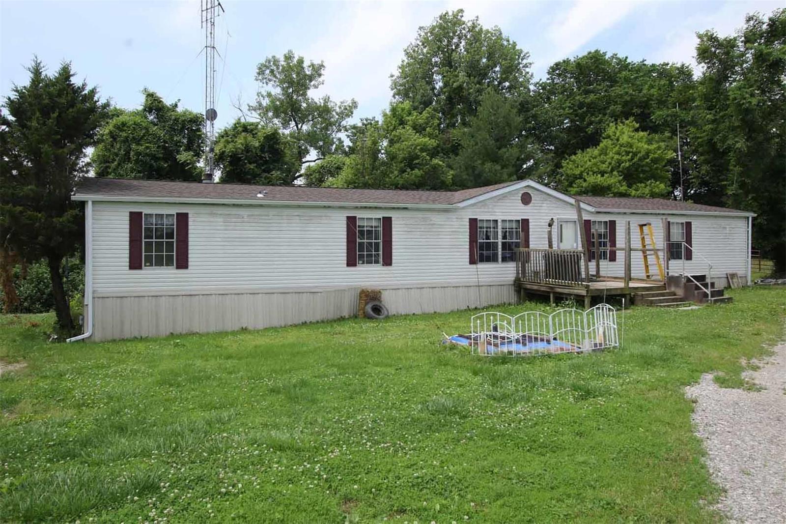 9000 Old St Louis Road Belleville, IL 62223 - Photo 11 of 43 Gallery Image 11
