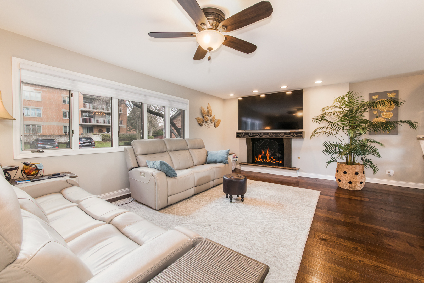 49 Park Lane, Unit 49 Park Ridge, IL 60068 - Photo 3 of 39