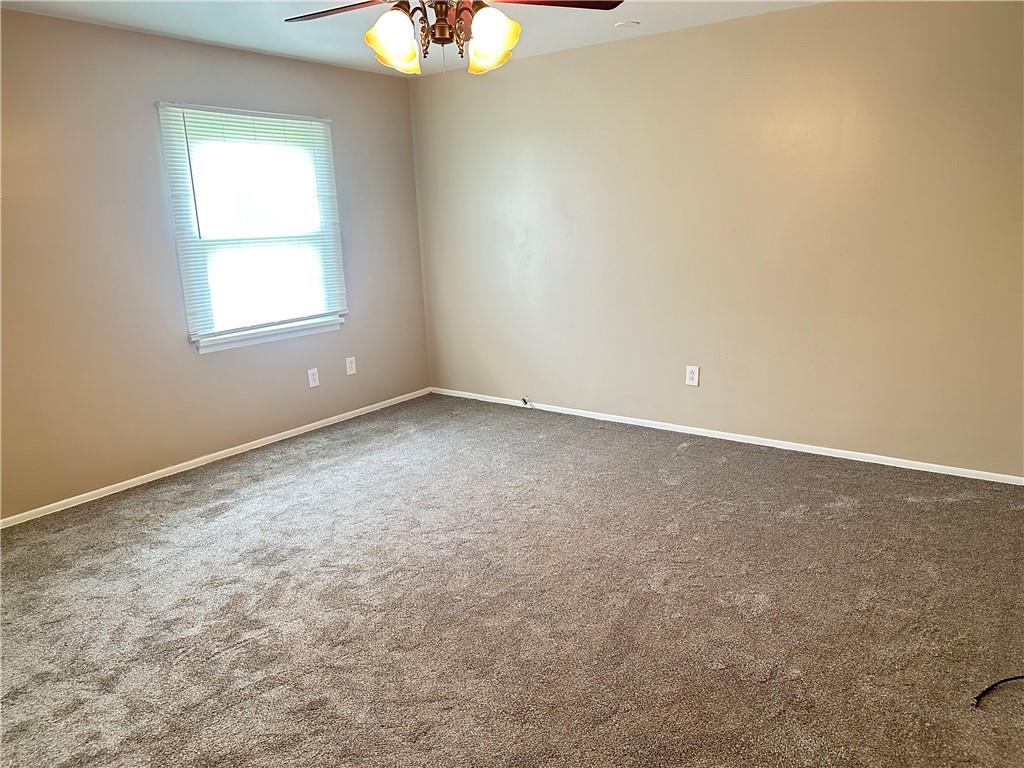 129 Campmeeting Road Clinton, PA 15026 - Photo 16 of 26 Gallery Image 16
