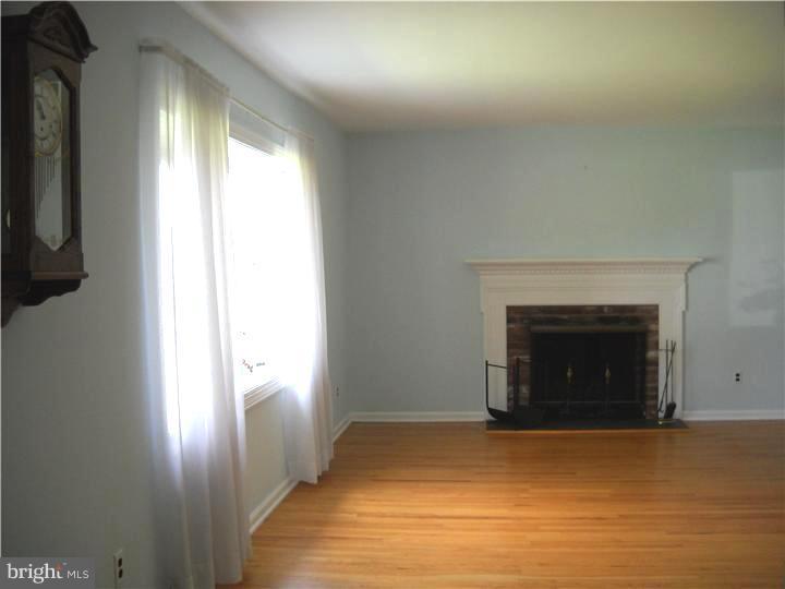 1350 Pinetown Road Fort Washington, PA 19034 - Photo 4 of 12 Gallery Image 4