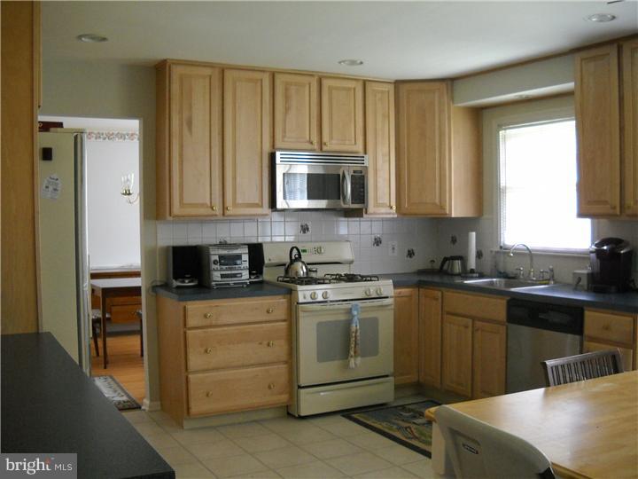 1350 Pinetown Road Fort Washington, PA 19034 - Photo 6 of 12 Gallery Image 6