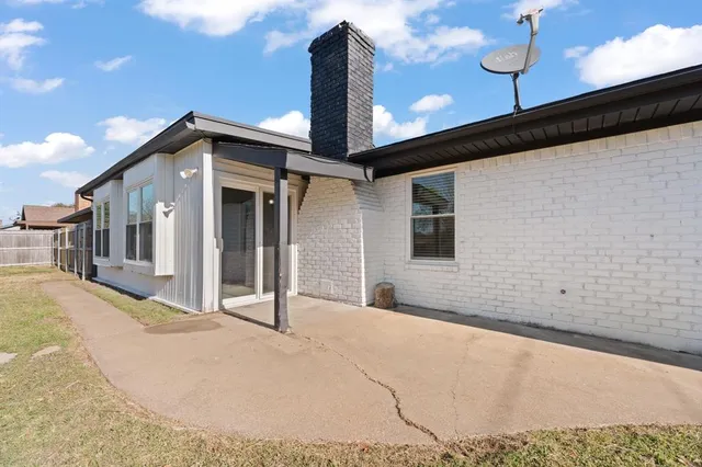 $283,000 | 908 Stonelake Drive, Cleburne, TX 76033