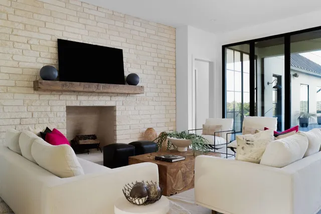 $3,749,000 | 4405 Hennig Drive, Austin, TX 78738