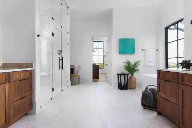 $3,749,000 | 4405 Hennig Drive, Austin, TX 78738