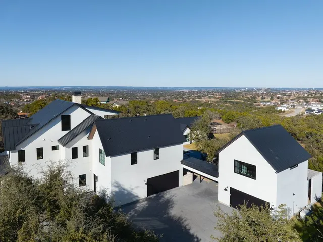 $3,749,000 | 4405 Hennig Drive, Austin, TX 78738
