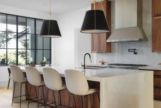 $3,749,000 | 4405 Hennig Drive, Austin, TX 78738