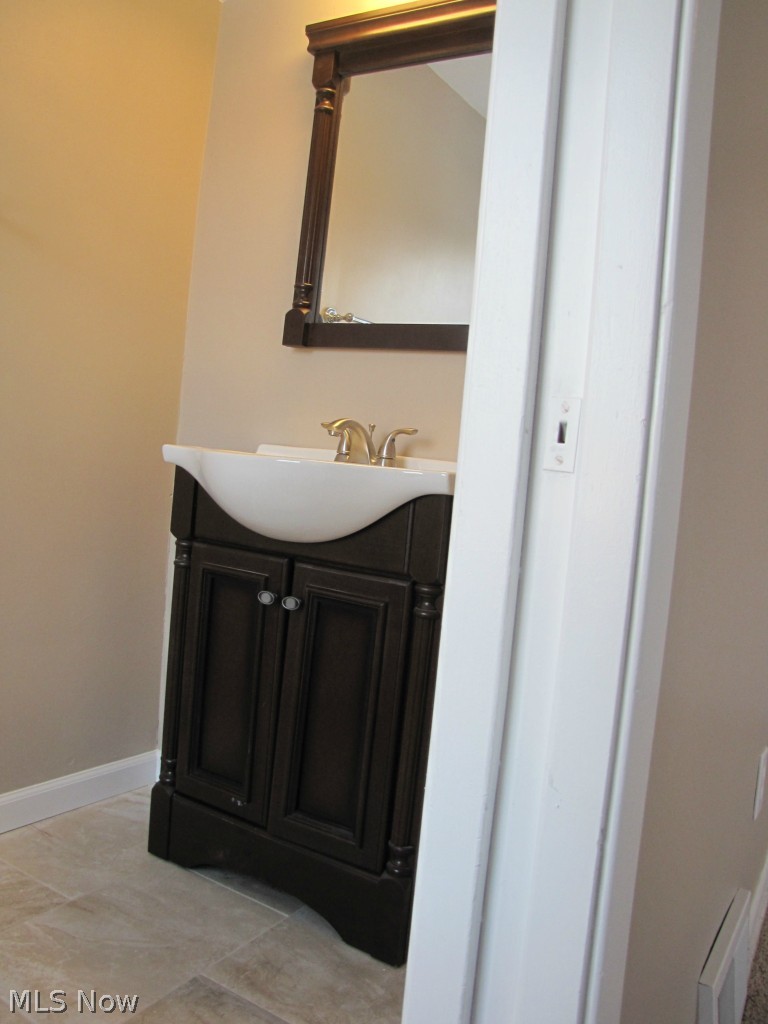3684 Rolliston Road Cleveland, OH 44120 - Photo 22 of 25 Gallery Image 22