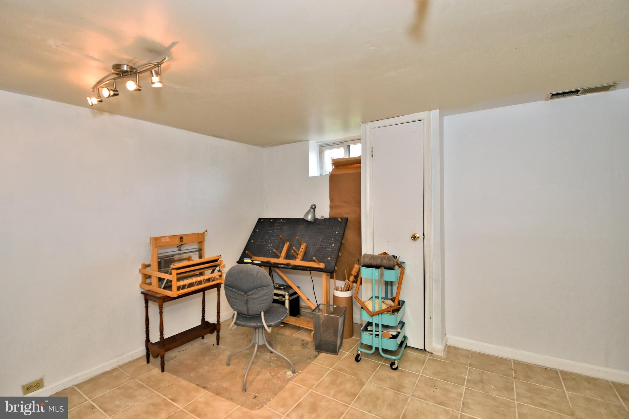204 Overlook Road Philadelphia, PA 19128 - Photo 33 of 52 Gallery Image 33