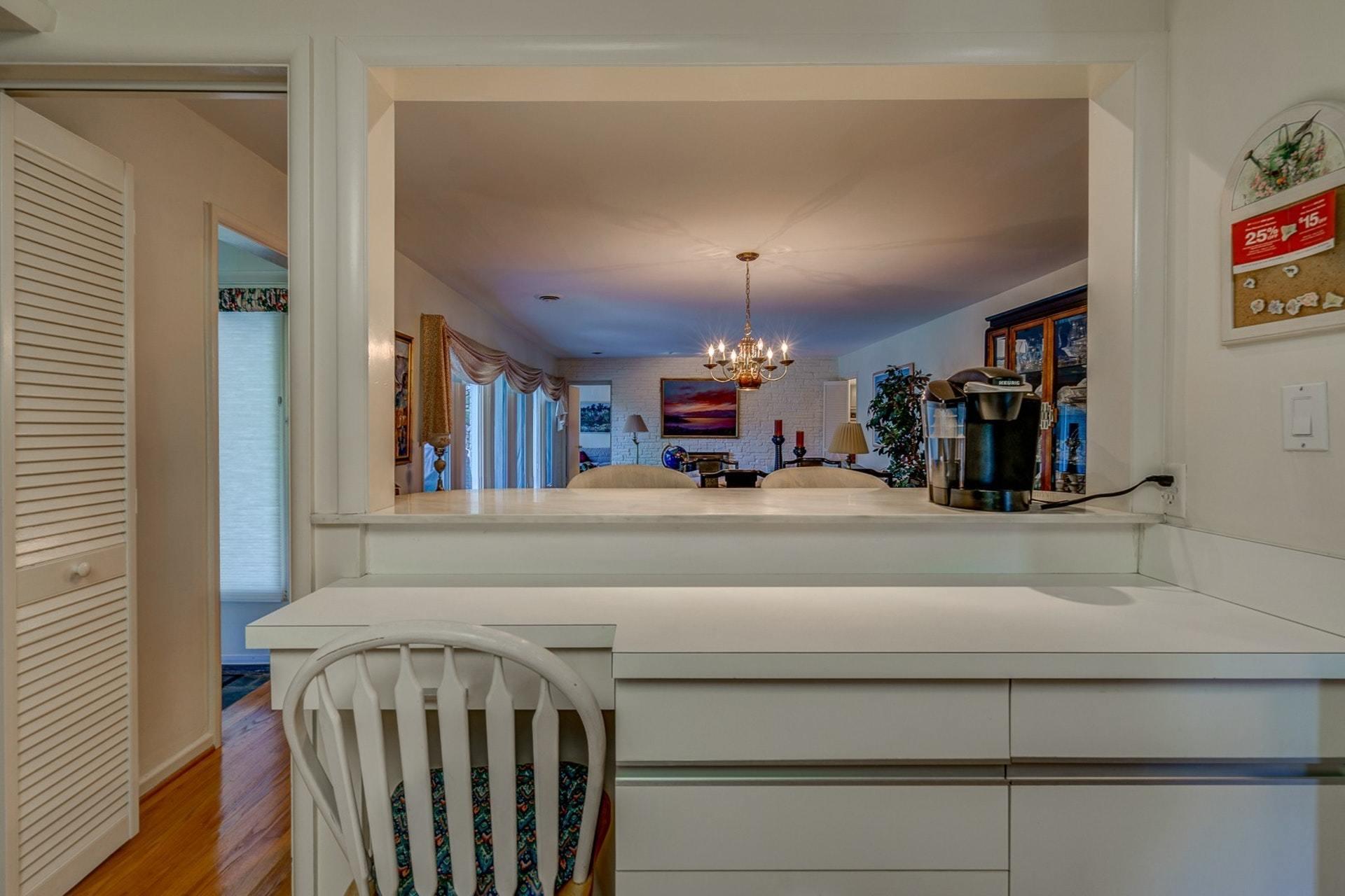 2614 Nottingham Road Southeast Roanoke, VA 24014 - Photo 12 of 46 013-310731-2614 Nottingham Road Southeas