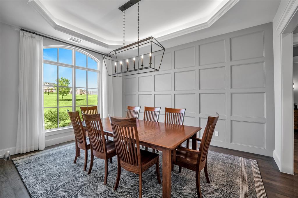 2286 White Stag Road Celina, TX 75009 - Photo 12 of 35 Dining room with china closet.