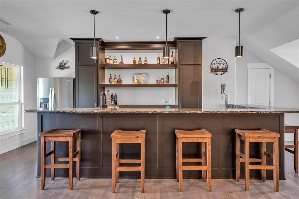 2286 White Stag Road Celina, TX 75009 - Photo 24 of 35 Built-in bar.
