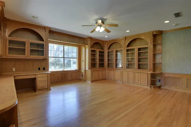 $749,000 | 2215 California Lane, Arlington, TX 76015