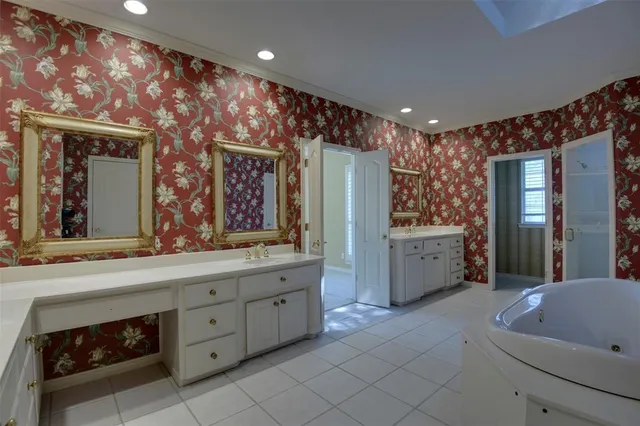 $749,000 | 2215 California Lane, Arlington, TX 76015