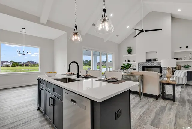 $1,217,000 | 5811 Woodside Avenue, Myrtle Beach, SC 29577