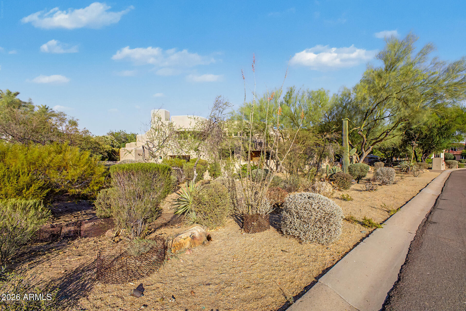 11833 South Montezuma Court Phoenix, AZ 85044 - Photo 8 of 113 08 - Montezuma