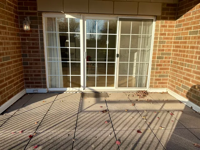 $2,400 | 455 West Wood Street, Unit 212, Palatine, IL 60067