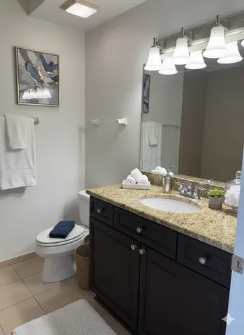 $2,400 | 455 West Wood Street, Unit 212, Palatine, IL 60067