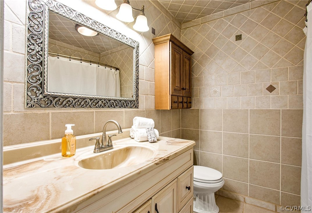 17849 Willowynde Road Chester, VA 23836 - Photo 33 of 44 Gallery Image 33