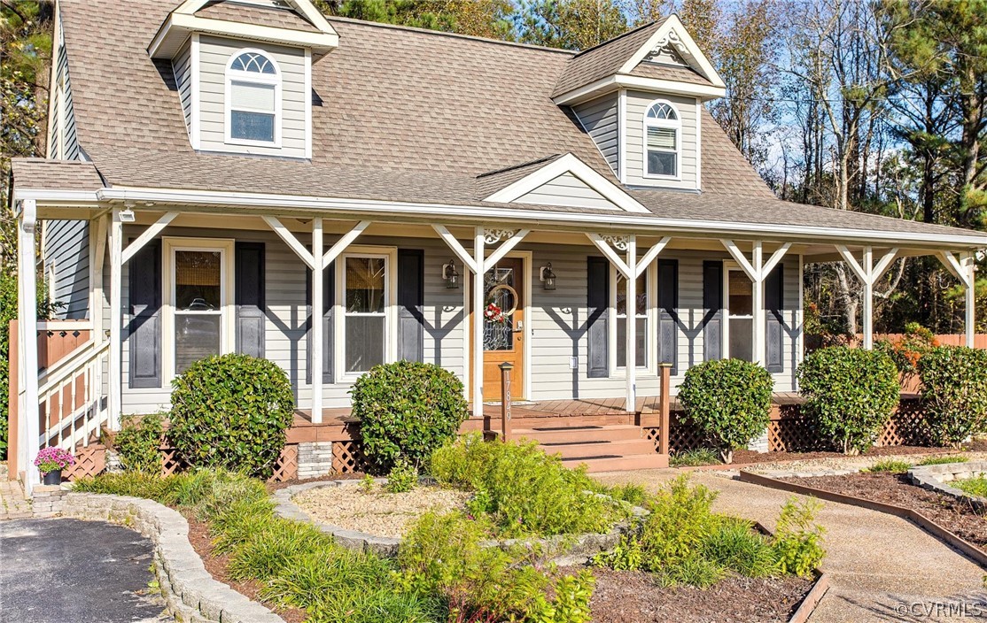 17849 Willowynde Road Chester, VA 23836 - Photo 4 of 44 Gallery Image 4