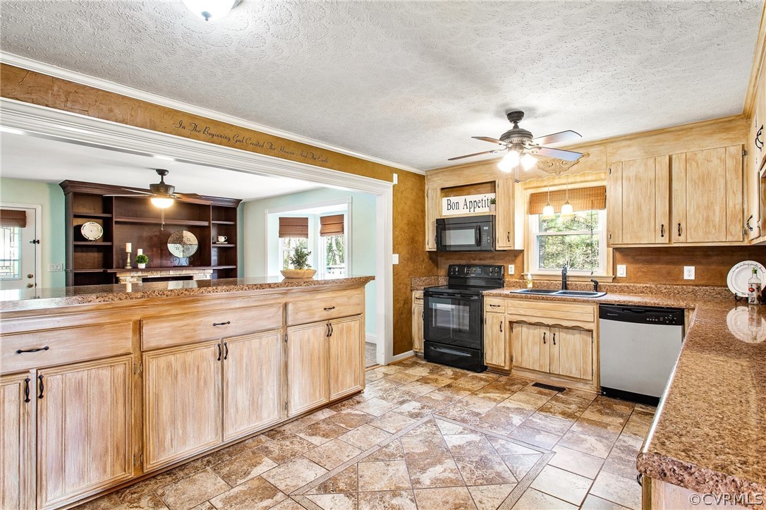17849 Willowynde Road Chester, VA 23836 - Photo 8 of 44 Gallery Image 8