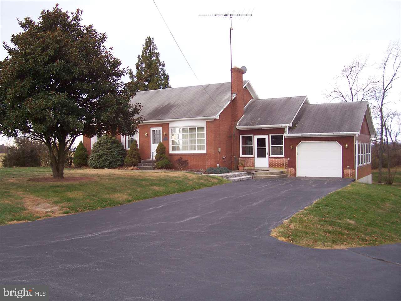 1211 White Church Road Gettysburg, PA 17325 - Photo 1 of 36