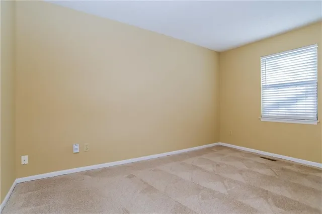 $2,205 | 1126 East Elizabeth Street, Olathe, KS 66061