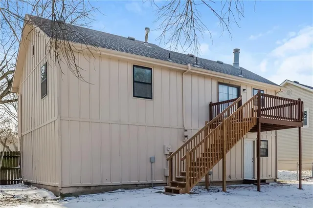 $2,205 | 1126 East Elizabeth Street, Olathe, KS 66061