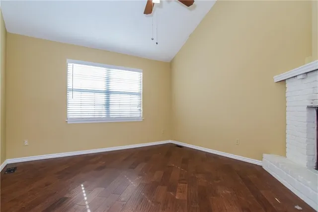 $2,205 | 1126 East Elizabeth Street, Olathe, KS 66061