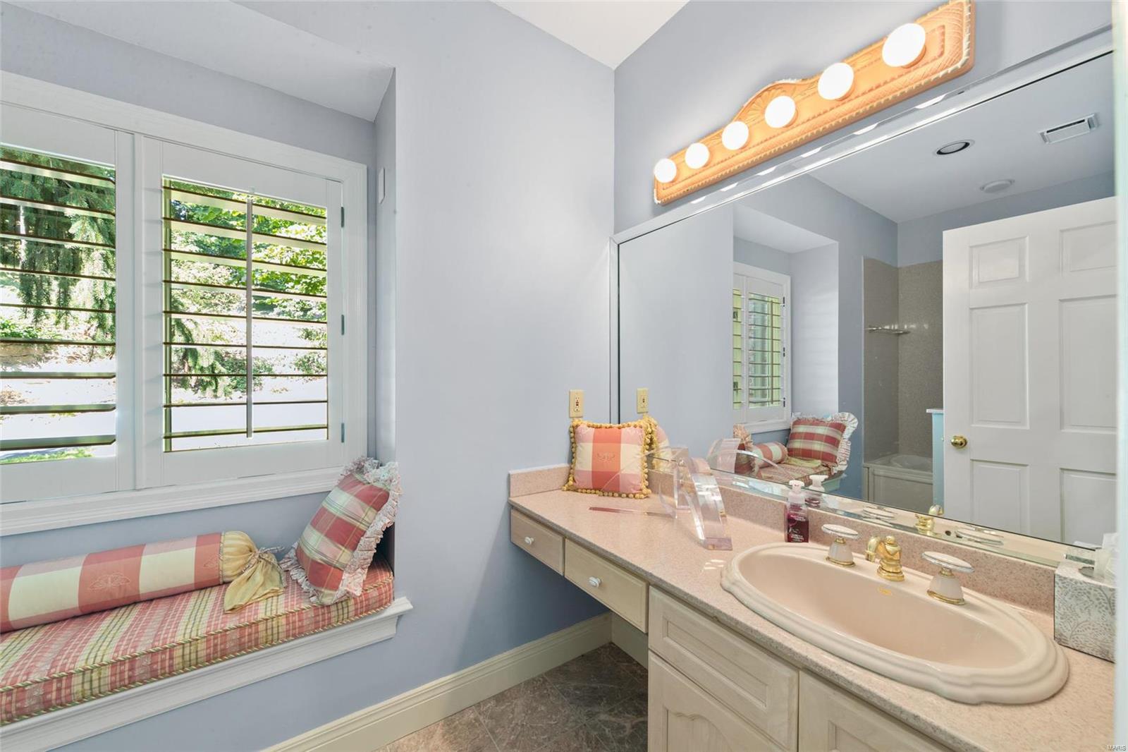 537 Hawk Point Drive St. Albans, MO 63073 - Photo 59 of 76